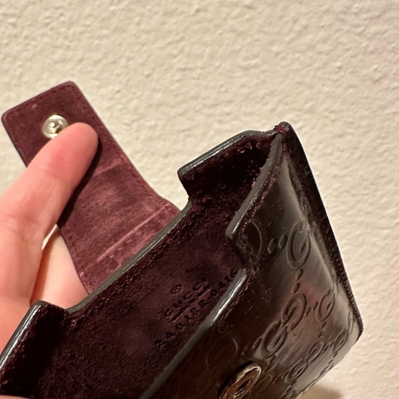 Gucci phone case can use as card case - Picture 5 of 6